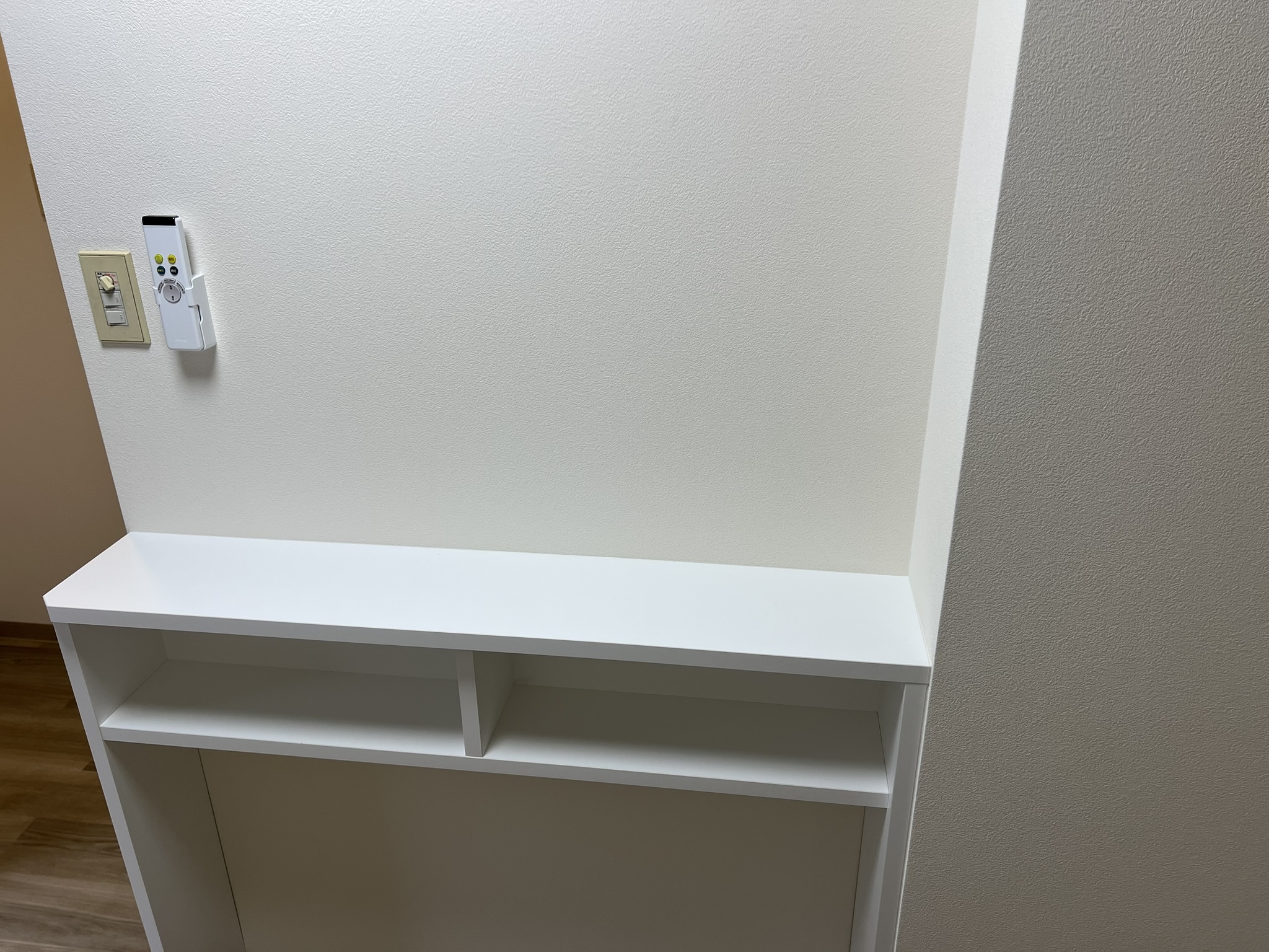 C201 収納付きカウンター