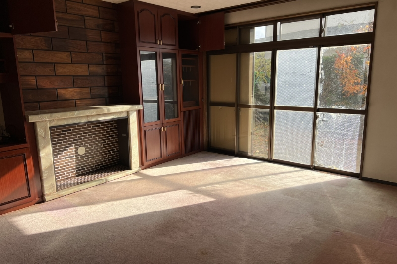 一階洋室（約10帖）別角度